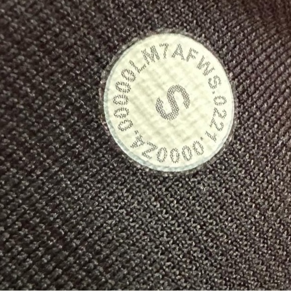 Lululemon Men Short I Size S - Picture 6 of 6